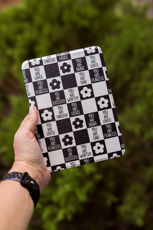 Sarah Kindle Case